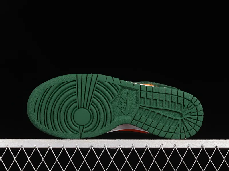 All Categories Nk SB Dunk Series Nk SB Dunk Low Low-top sneakers Nk SB Dunk Low "Miami Hurricanes" Orange-green SB low-top casual sneakers DD1391-300